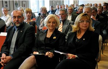 Rung Attila, Dr. Csereiné Árgyelán Anna és Dr. Kis Andrea Rung Attila, Dr. Csereiné Árgyelán Anna és Dr. Kis Andrea